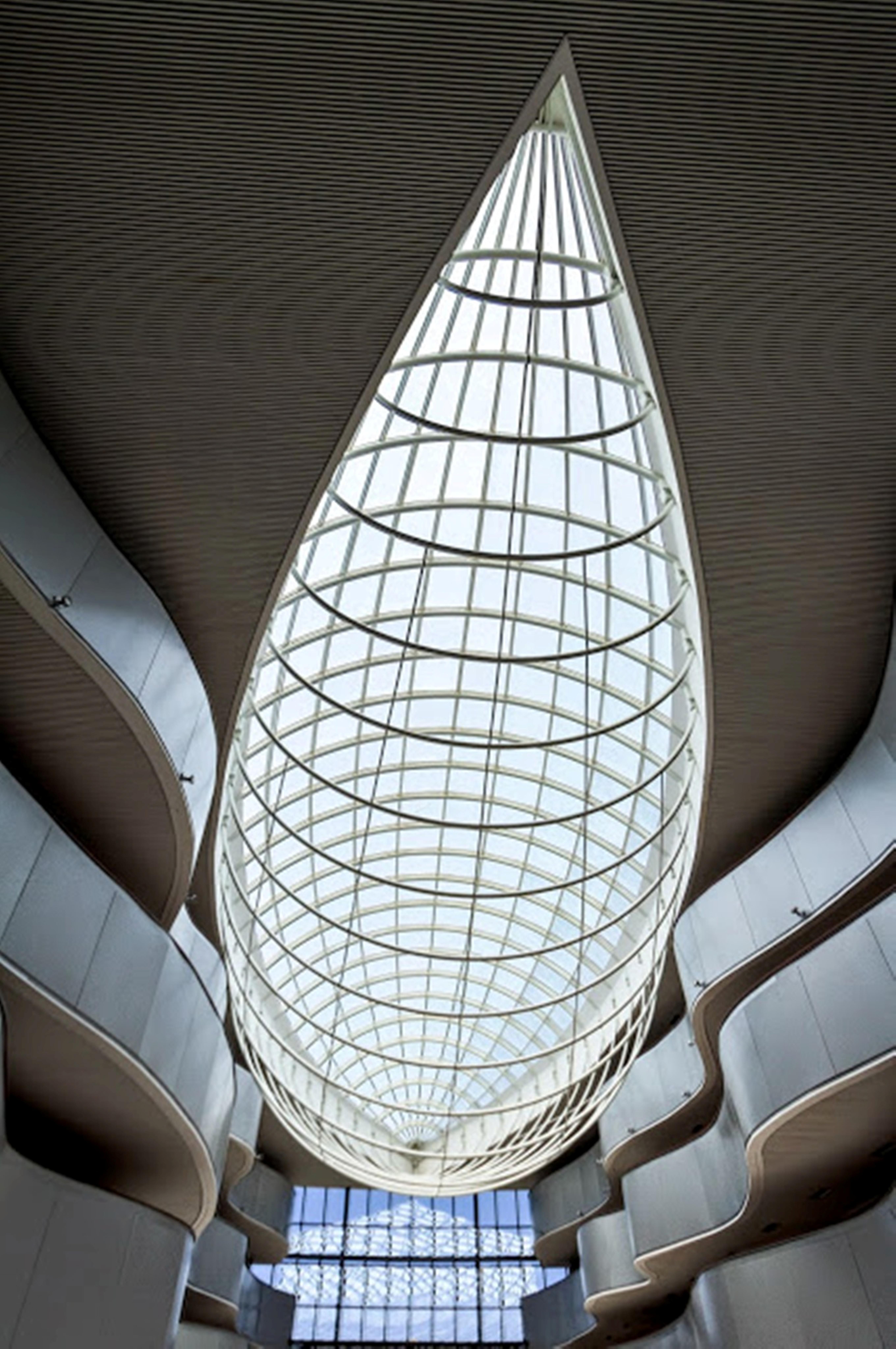 Royal Tulip Brasilia Alvorada Hotel ภายนอก รูปภาพ The ceiling of the main atrium