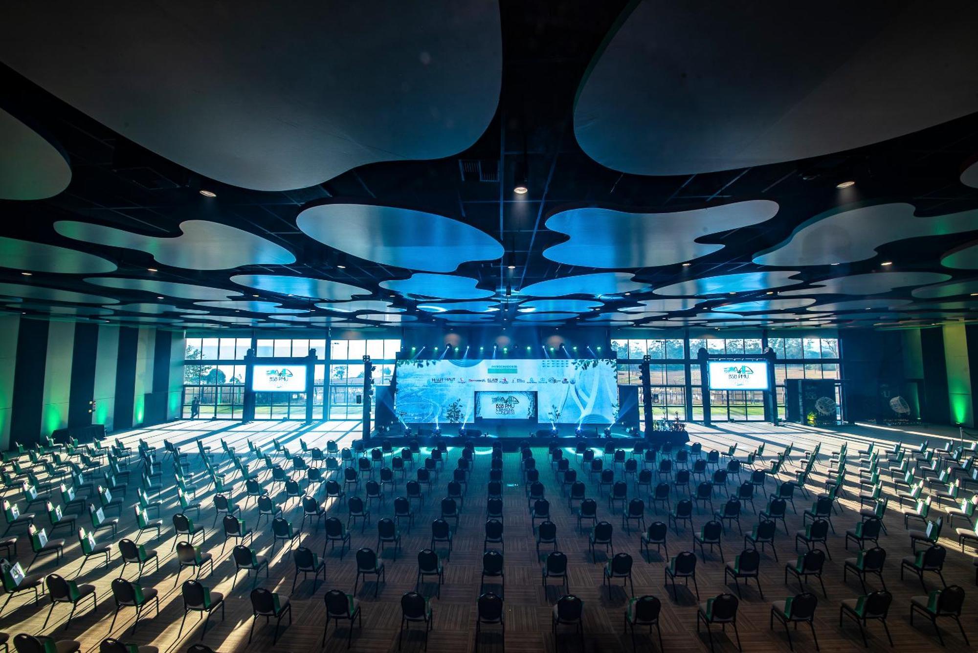 Royal Tulip Brasilia Alvorada Hotel ภายนอก รูปภาพ The auditorium