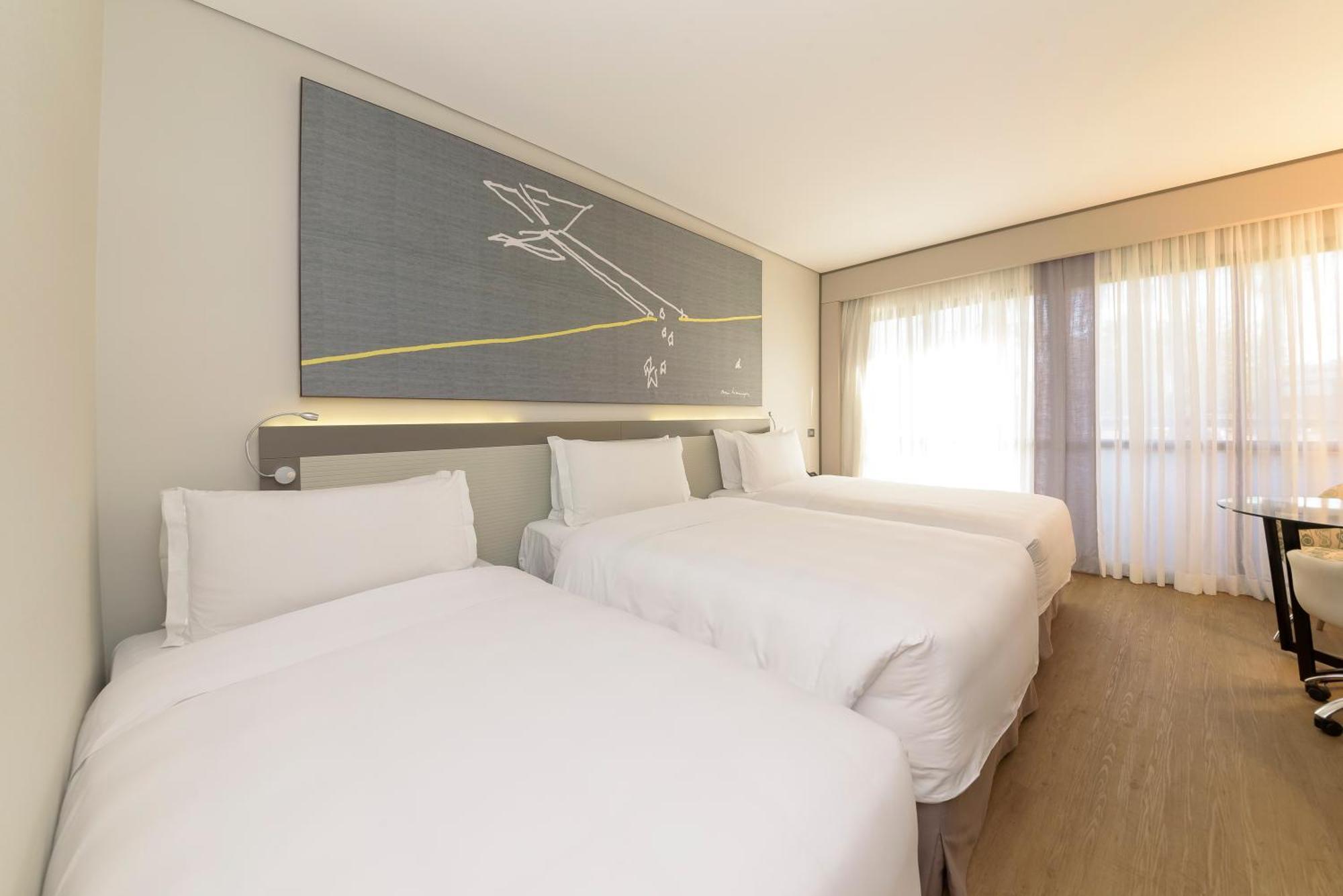 Royal Tulip Brasilia Alvorada Hotel ห้อง รูปภาพ A room at the hotel